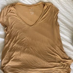 American Eagle Favorite T